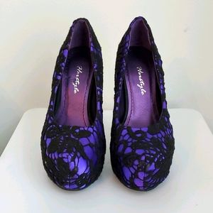 Purplely spiderweb-like heels